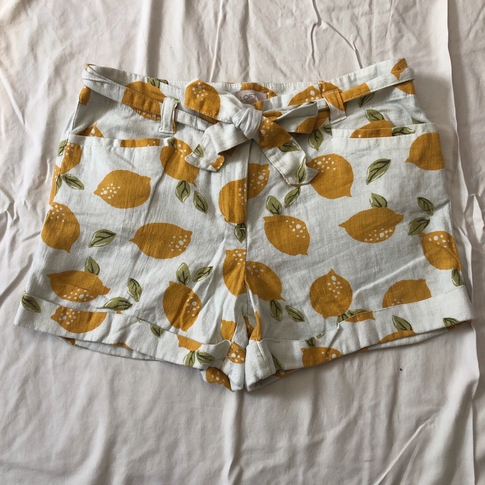 Loft linen lemon tie waist shorts size 4